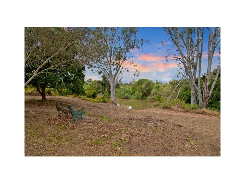 3-5 Logan Parade, Logan Reserve QLD 4133