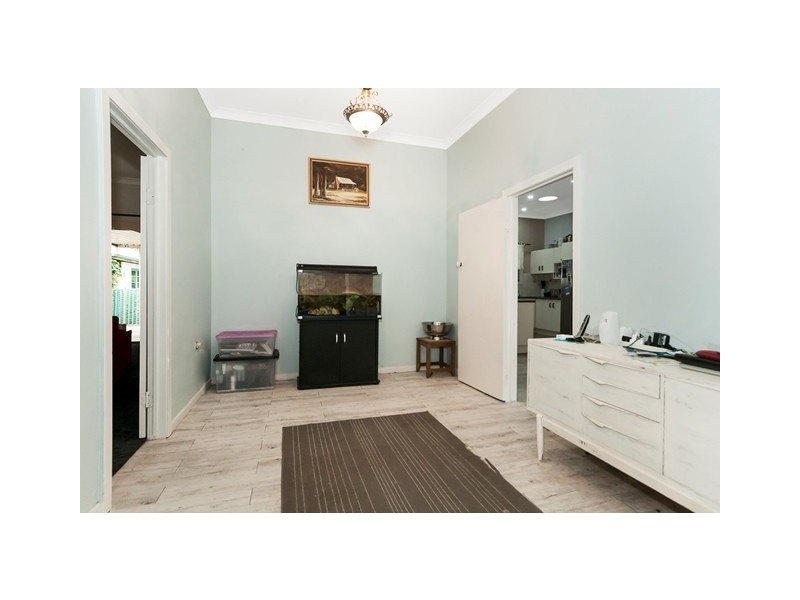 3-5 Logan Parade, Logan Reserve QLD 4133