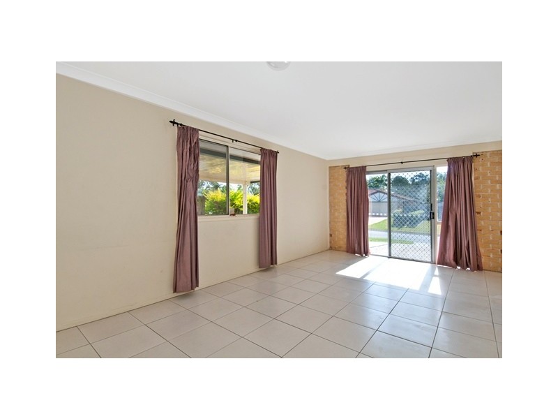 2 Satinay Place, Waterford West QLD 4133