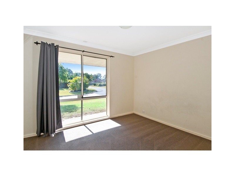 2 Satinay Place, Waterford West QLD 4133