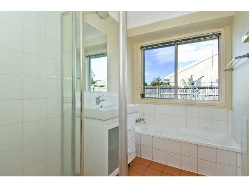 2 Satinay Place, Waterford West QLD 4133