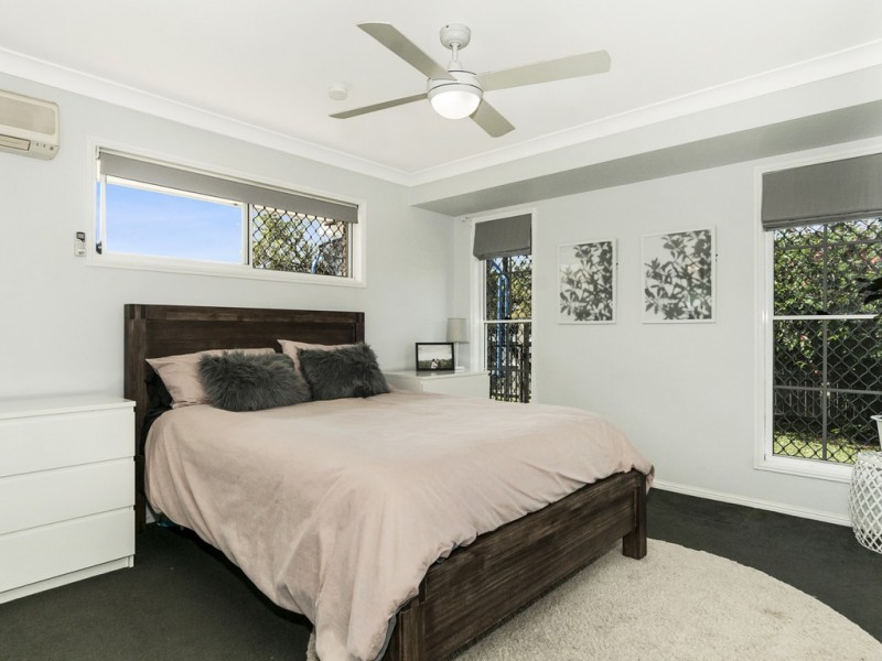 11 Foxdale Court, Waterford West QLD 4133