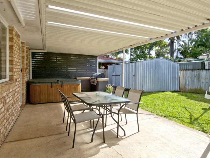 11 Foxdale Court, Waterford West QLD 4133