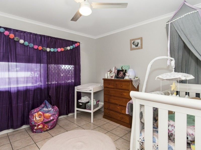 1 Hinchinbrook Avenue, Bethania QLD 4205