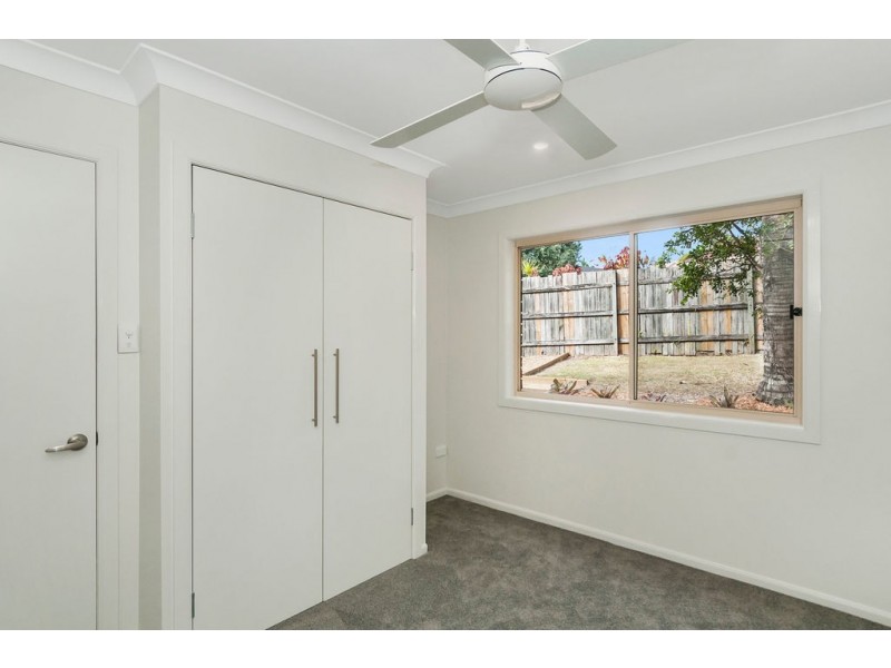 16 Natone Court, Edens Landing QLD 4207