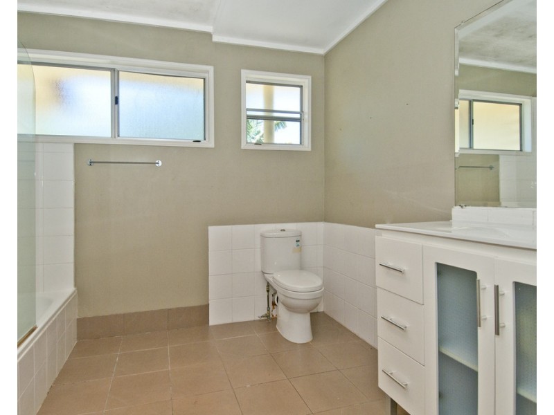 1 Burke St, Woodridge QLD 4114