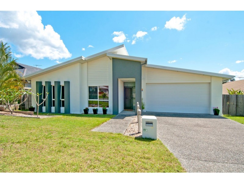 13 Bellthorpe Crescent, Waterford QLD 4133