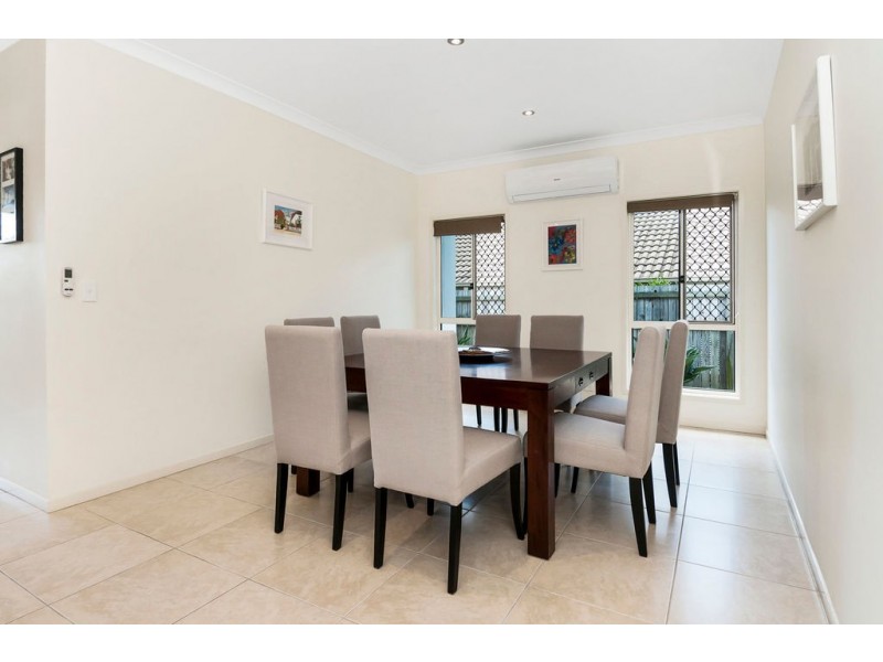 13 Bellthorpe Crescent, Waterford QLD 4133