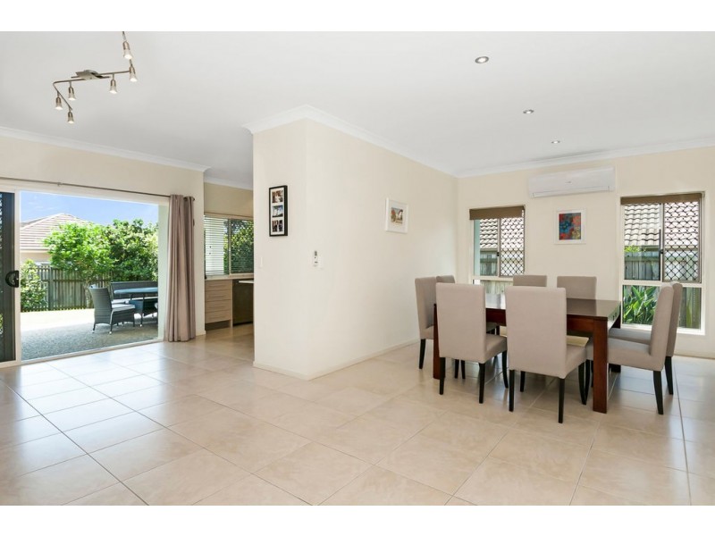 13 Bellthorpe Crescent, Waterford QLD 4133