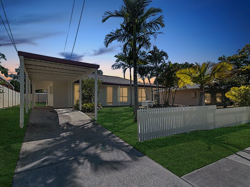18 Royena Crt, Crestmead QLD 4132