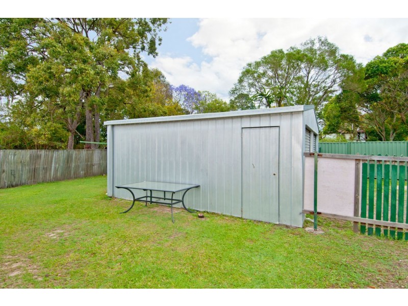 2 Pat Street, Kingston QLD 4114
