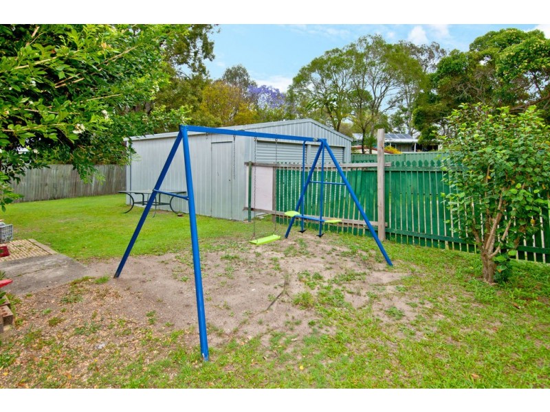 2 Pat Street, Kingston QLD 4114