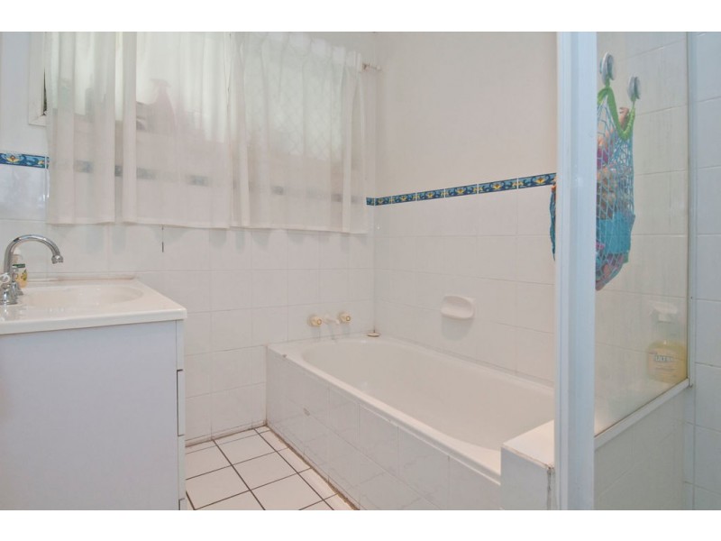 3 Old Trafford Road, Bethania QLD 4205