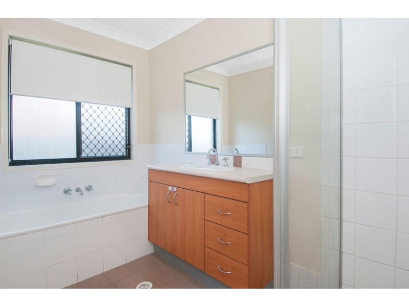 19 Lifestyle Close, Waterford West QLD 4133