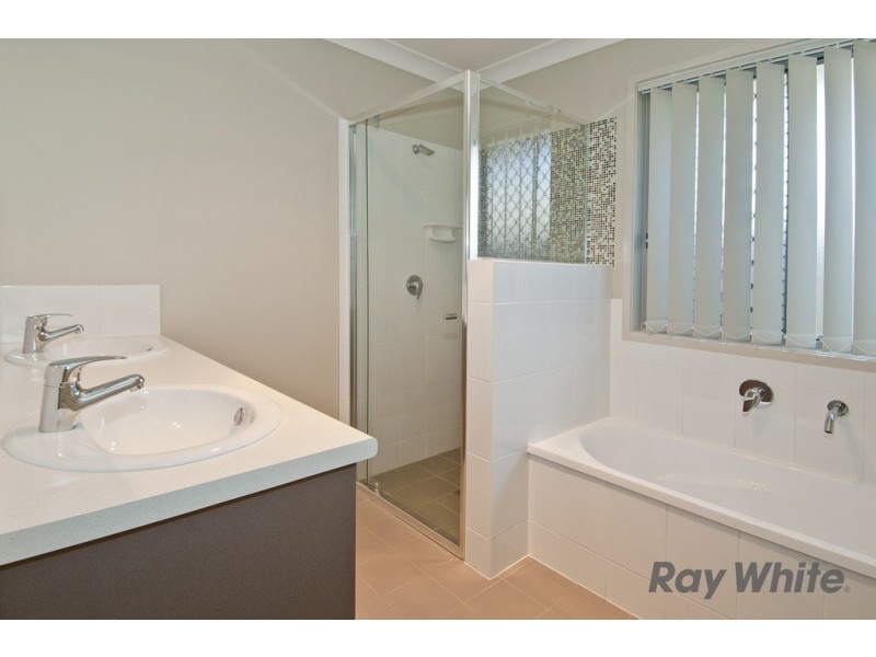 105 Grand Terrace, Waterford QLD 4133