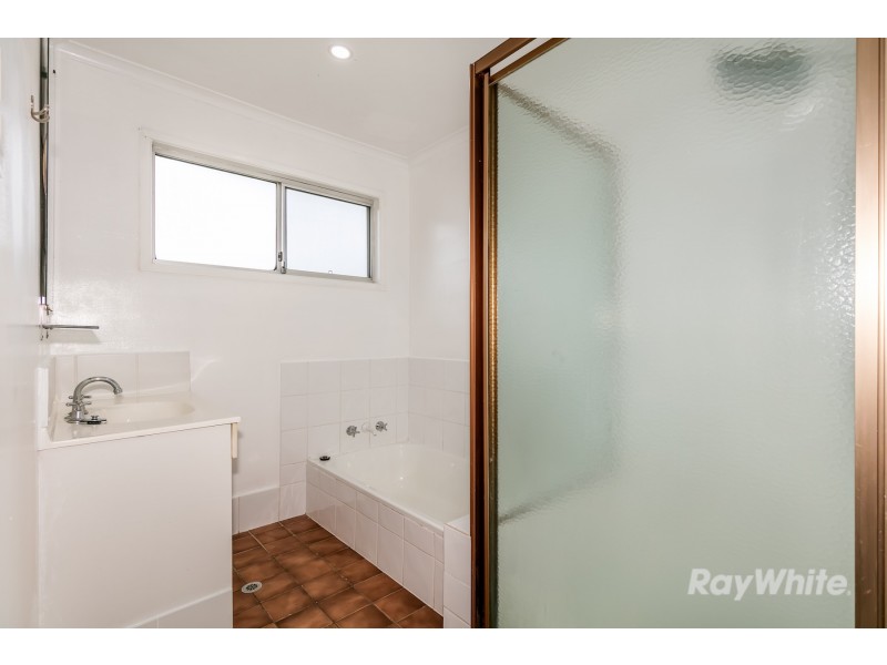 27 Muchow Road, Waterford West QLD 4133