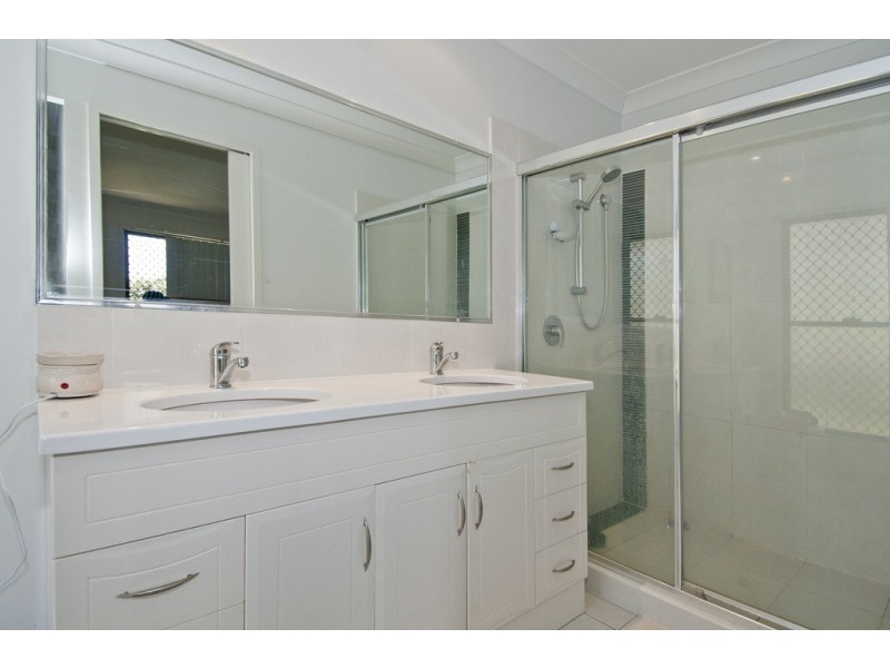 2 Kai Court, Waterford QLD 4133