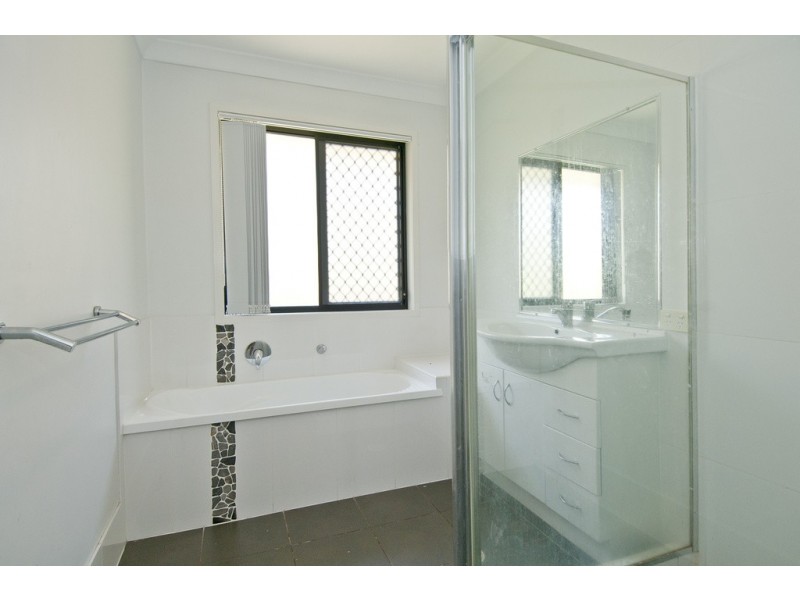 2 Kai Court, Waterford QLD 4133