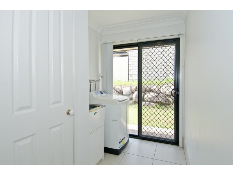 2 Kai Court, Waterford QLD 4133