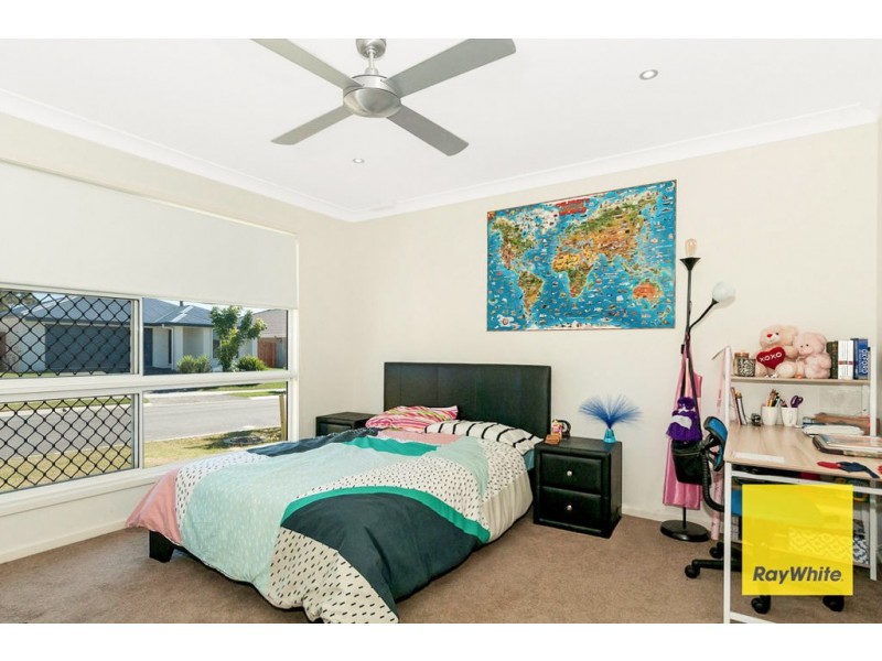 8 Sunstone Court, Logan Reserve QLD 4133