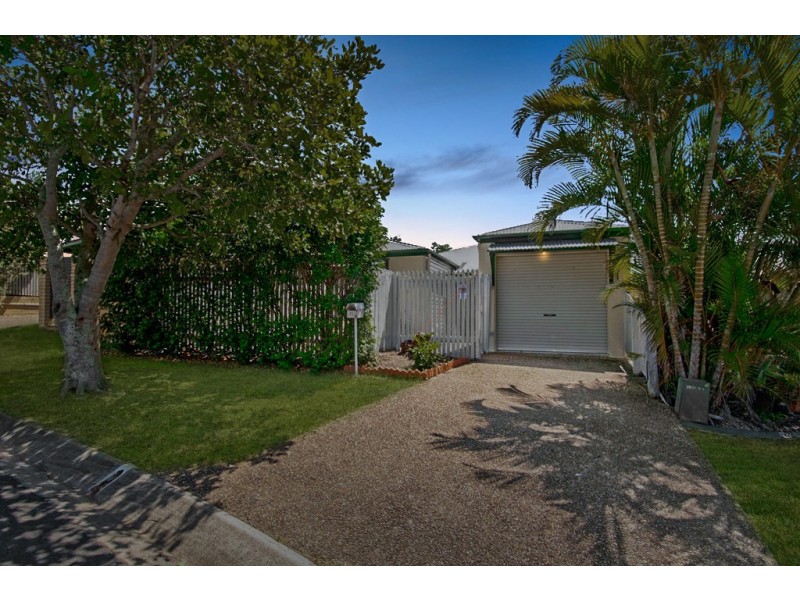 11 Rosella Street, Loganlea QLD 4131