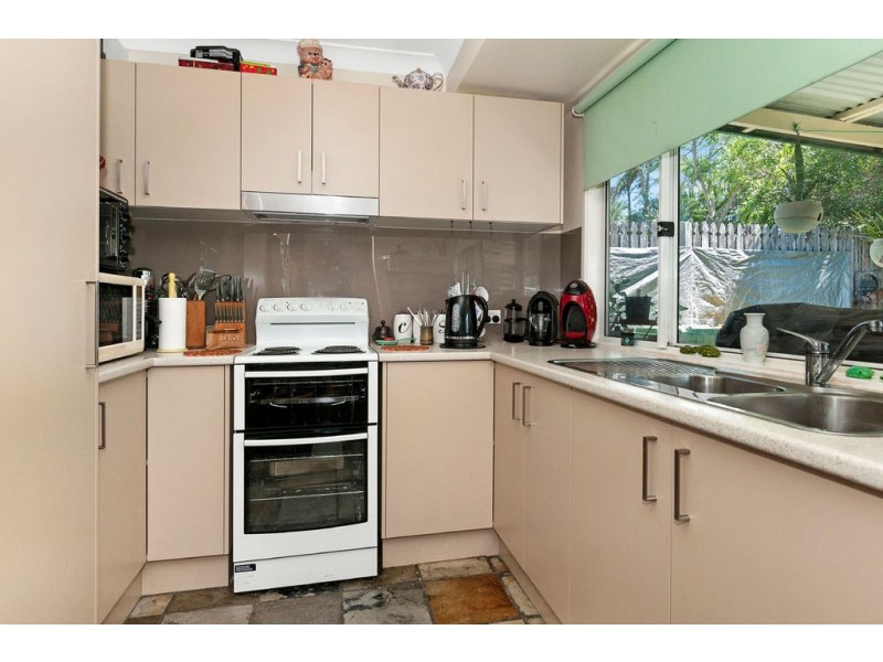 11 Rosella Street, Loganlea QLD 4131