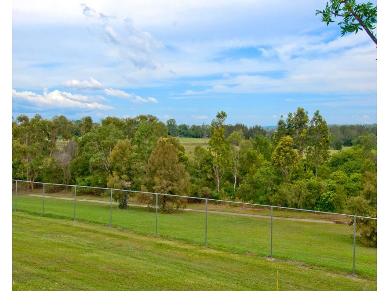 Villa 233 Beutel St, River Glen, Waterford West QLD 4133