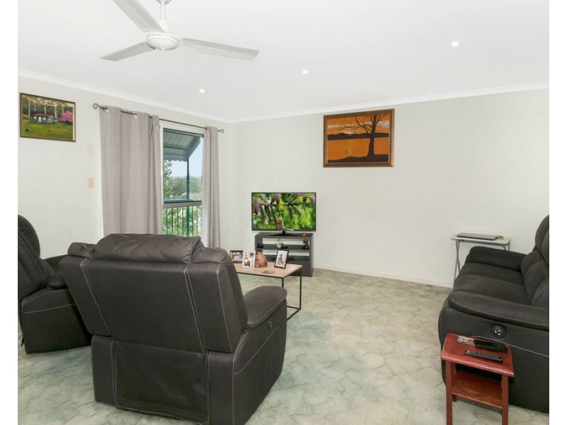 Villa 233 Beutel St, River Glen, Waterford West QLD 4133
