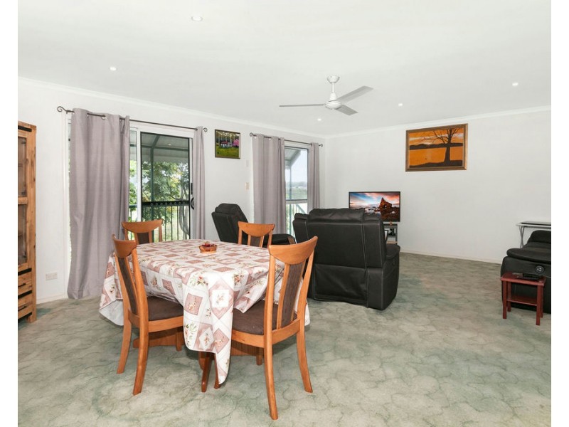 Villa 233 Beutel St, River Glen, Waterford West QLD 4133