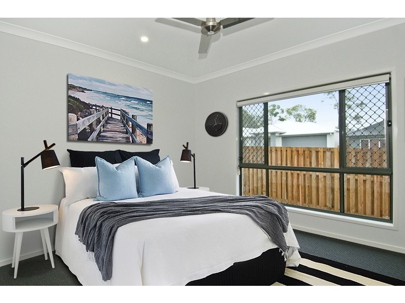 30 Mount Huntley Street, Park Ridge QLD 4125