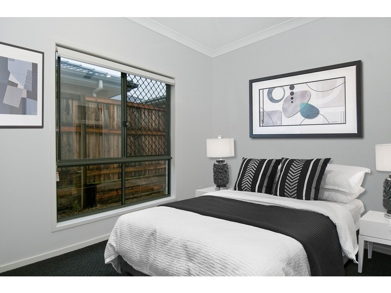 30 Mount Huntley Street, Park Ridge QLD 4125
