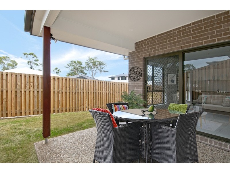 30 Mount Huntley Street, Park Ridge QLD 4125