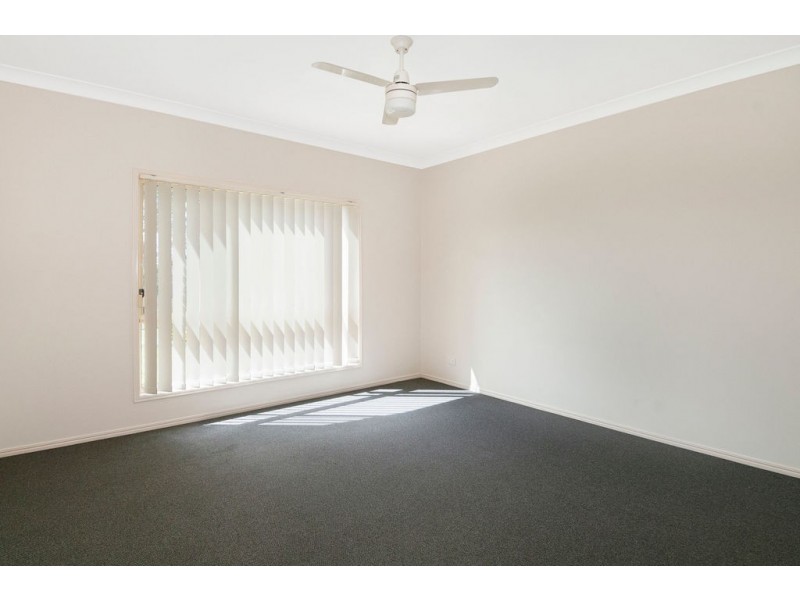 22 Sandra Ann Drive, Edens Landing QLD 4207
