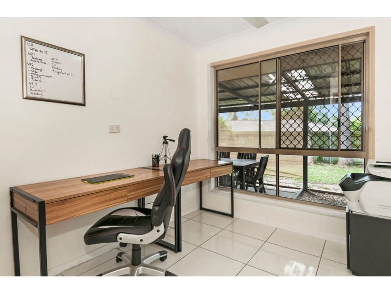 4 Jamieson Court, Waterford West QLD 4133