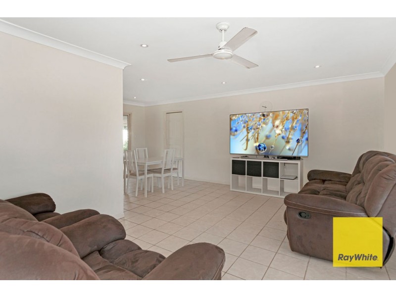 66a Logan Reserve Rd, Waterford West QLD 4133