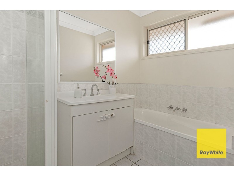 66a Logan Reserve Rd, Waterford West QLD 4133
