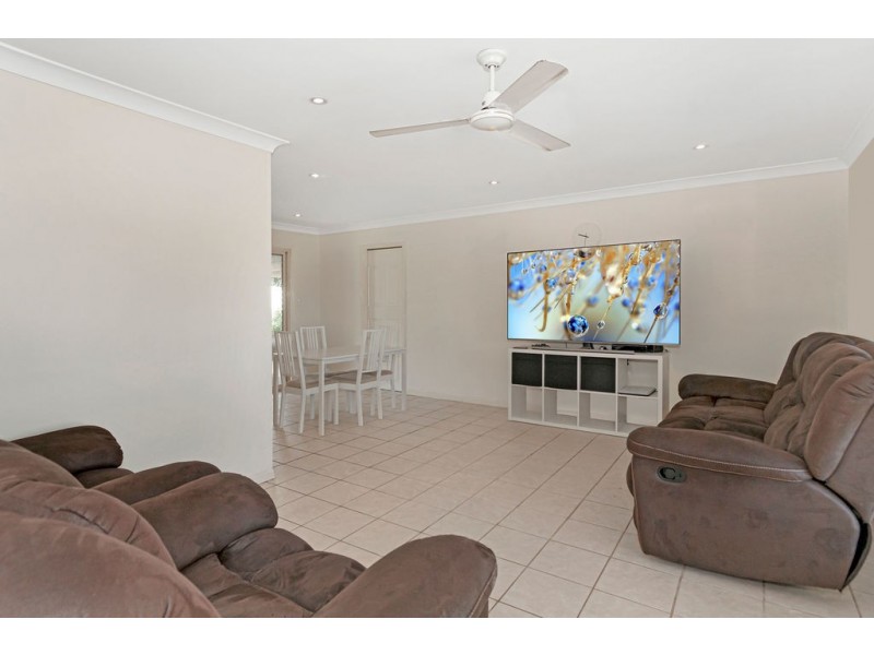 66a Logan Reserve Rd, Waterford West QLD 4133