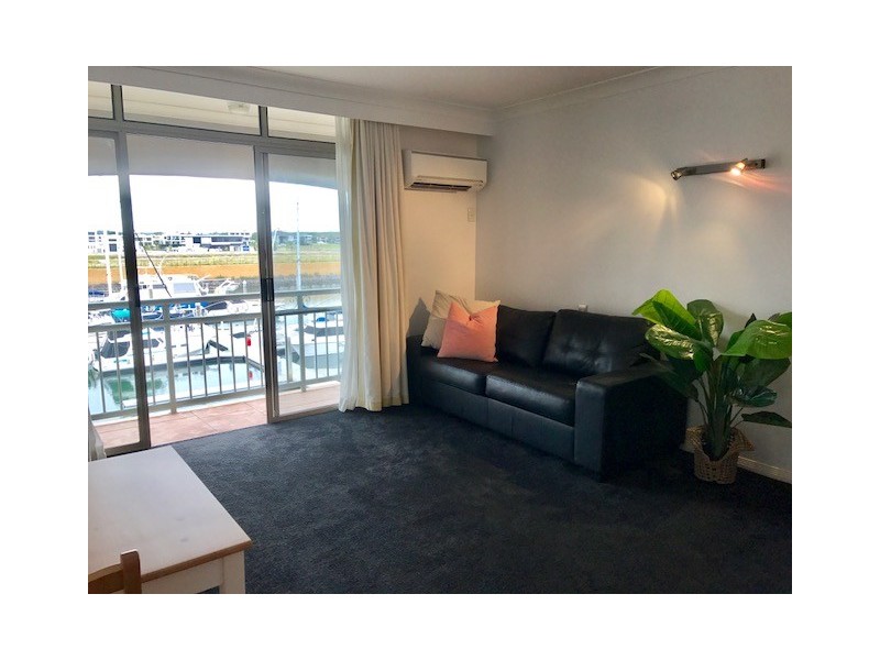 Hope Island QLD 4212