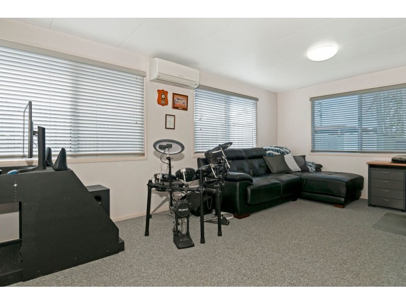 3 McMahon Ct, Bethania QLD 4205