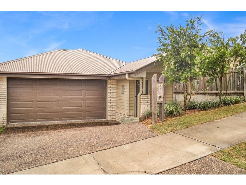 15 Neroli Drive, Springfield Lakes QLD 4300