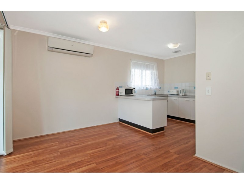 18 Palm Ct, Bethania QLD 4205