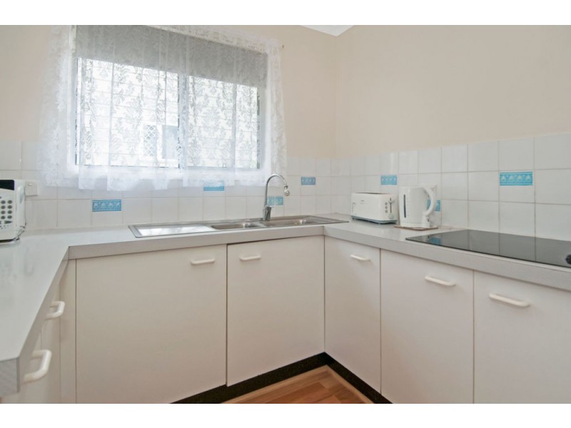 18 Palm Ct, Bethania QLD 4205