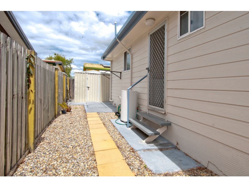 18 Palm Ct, Bethania QLD 4205