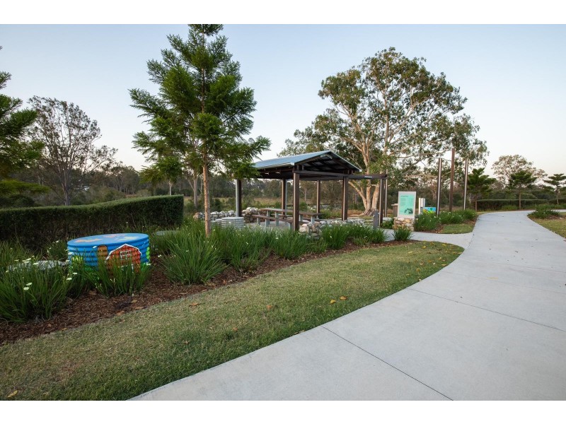 11 Copal Drive, Logan Reserve QLD 4133