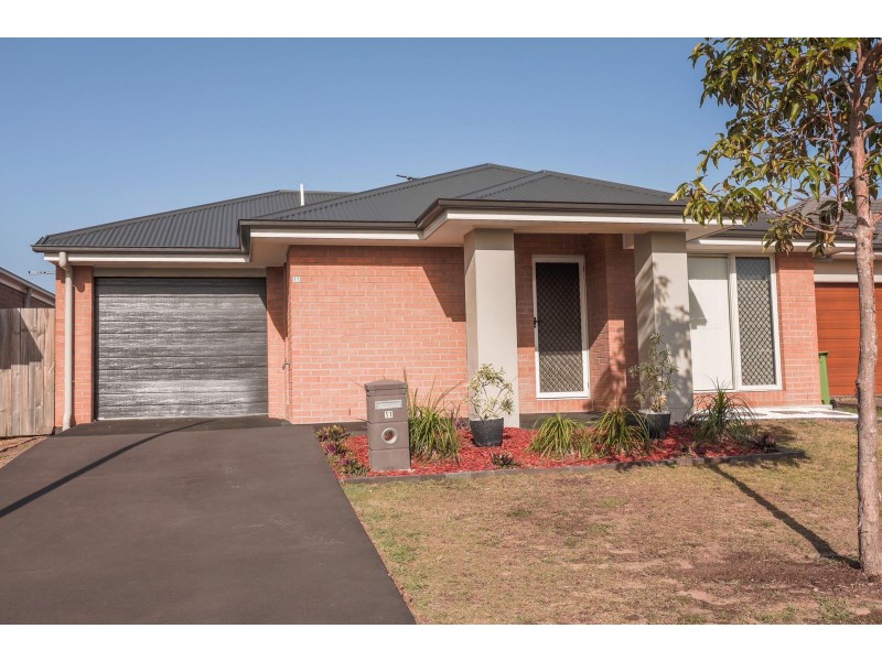11 Copal Drive, Logan Reserve QLD 4133