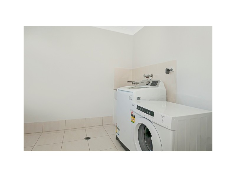 60 Cobblestone Ave, Logan Reserve QLD 4133