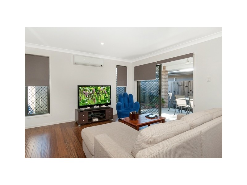 60 Cobblestone Ave, Logan Reserve QLD 4133
