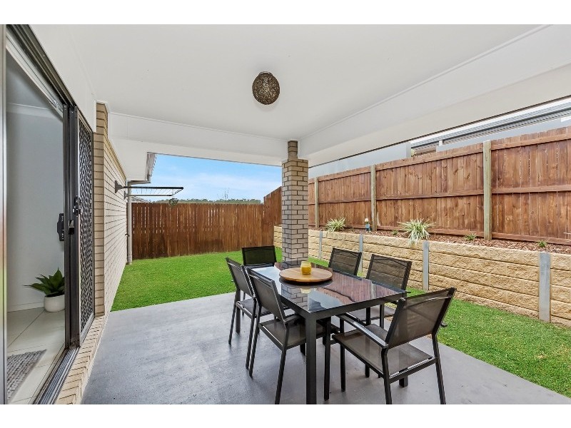 10 Bindra Street, Holmview QLD 4207