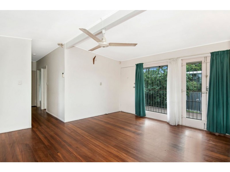 28 Camelia Avenue, Logan Central QLD 4114