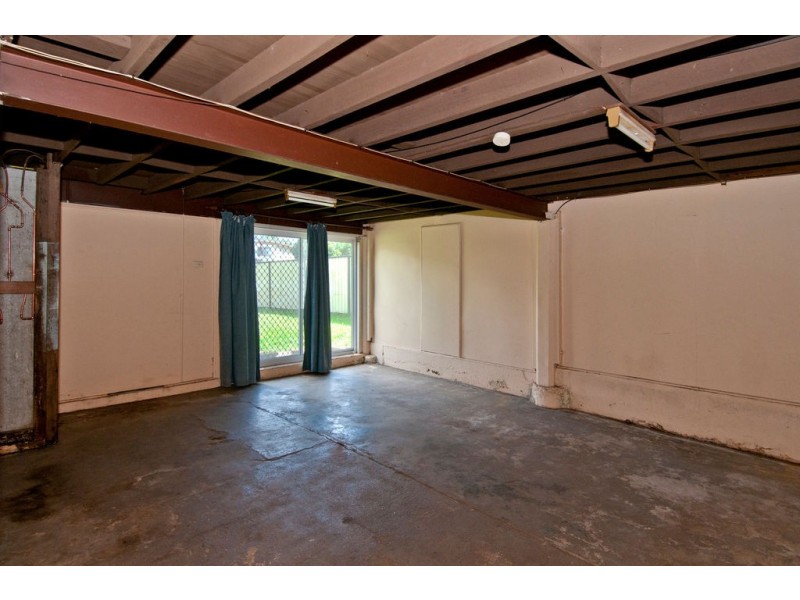 28 Camelia Avenue, Logan Central QLD 4114